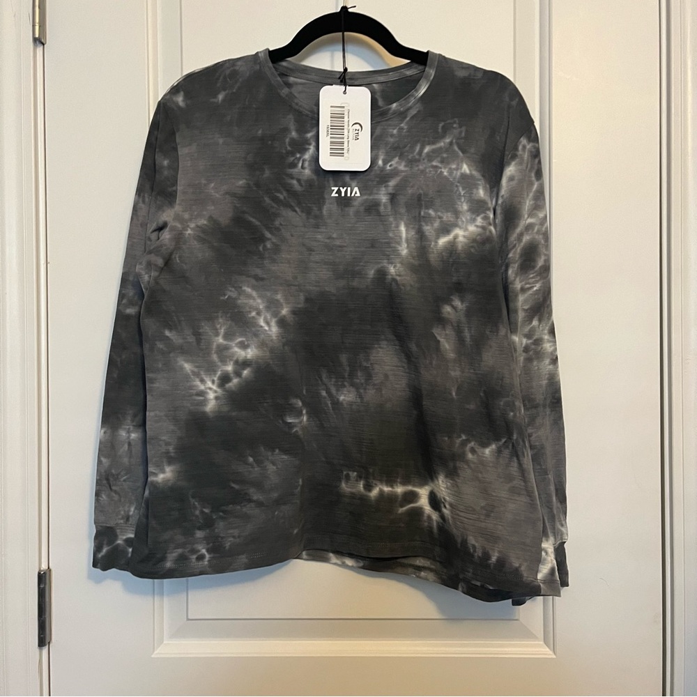 Zyia Charcoal Hendrix Long Sleeve Tee